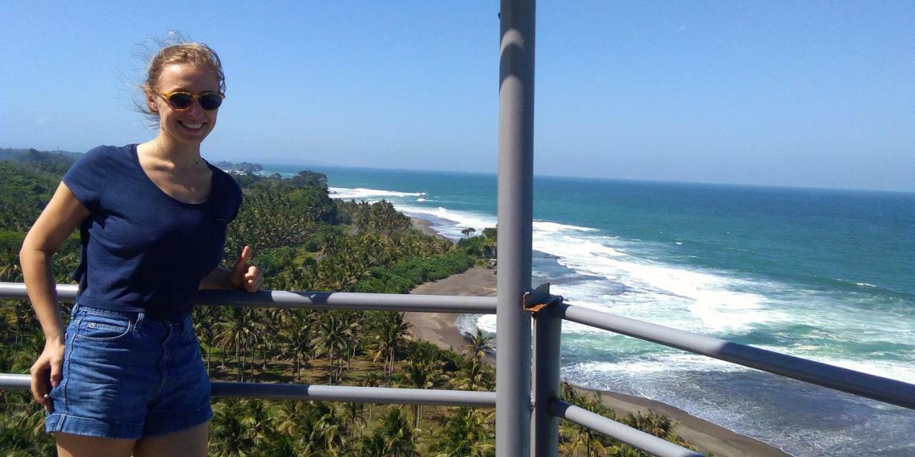 Anik Homestay & Dormy Batukaras 外观 照片