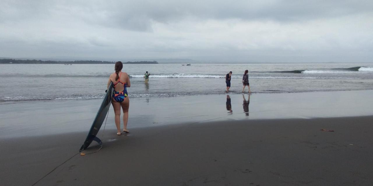 Anik Homestay & Dormy Batukaras 外观 照片